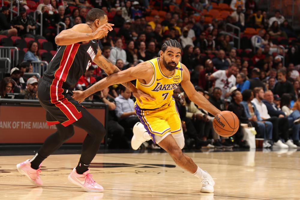 皇马场场至 皇马场场至